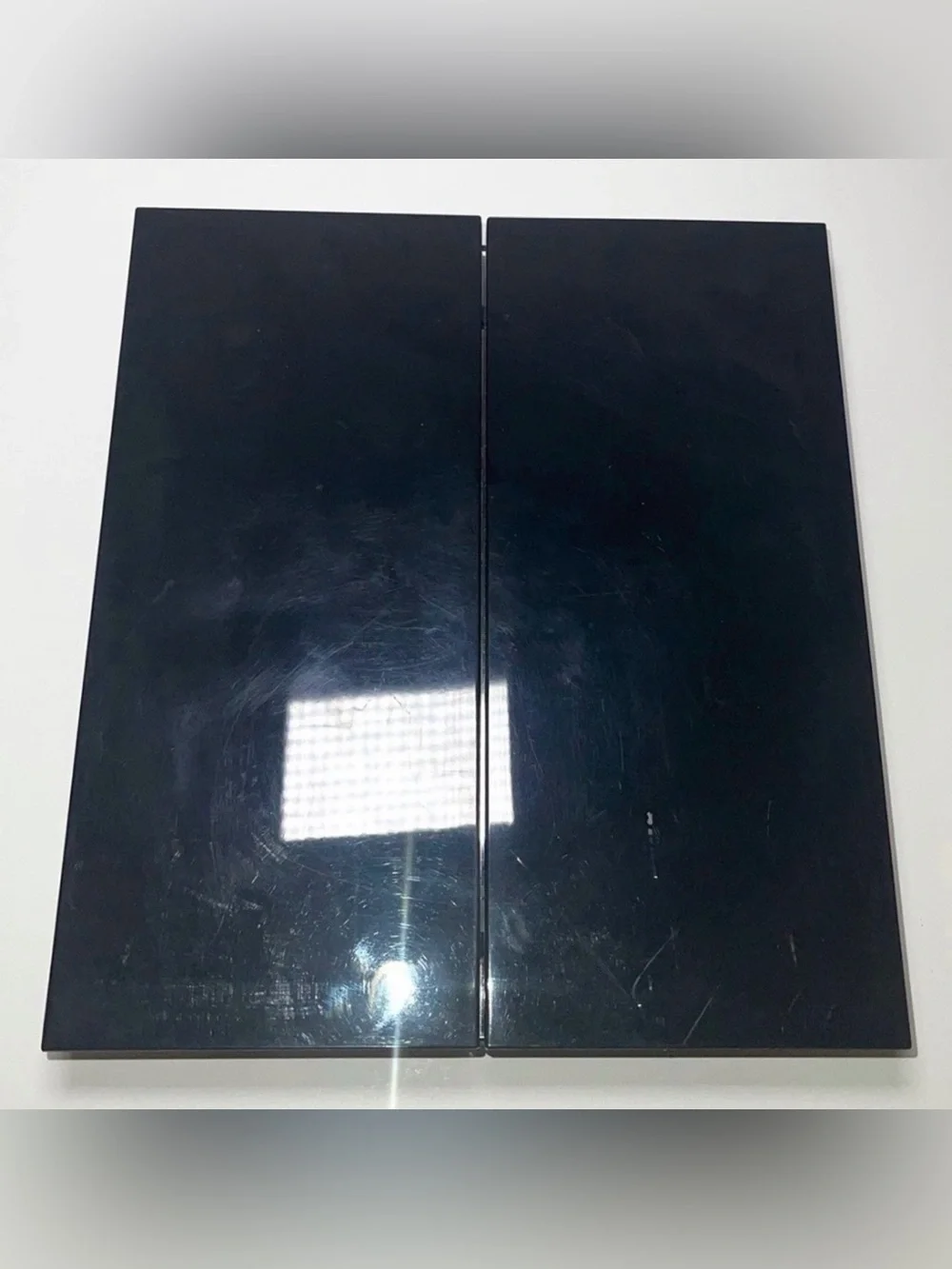 Pre-Owned Black Conair Trifold Lighted Vanity Magnifying Mirror BETP5BLK